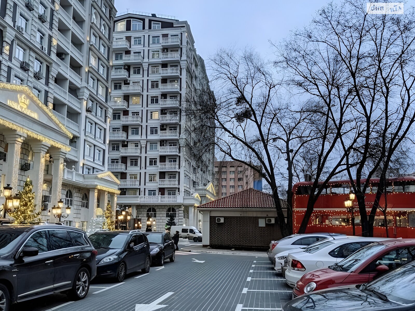 Продаж однокімнатної квартири в Києві, на вул. Михайла Максимовича 24Б, район Паньківщина фото 1 Продаж однокімнатної квартири в Києві, на вул. Михайла Максимовича 24Б, район Паньківщина фото 1