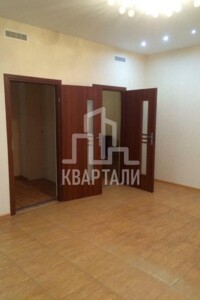 Продажа трехкомнатной квартиры в Киеве, на ул. Саксаганского 45, район Паньковщина фото 2