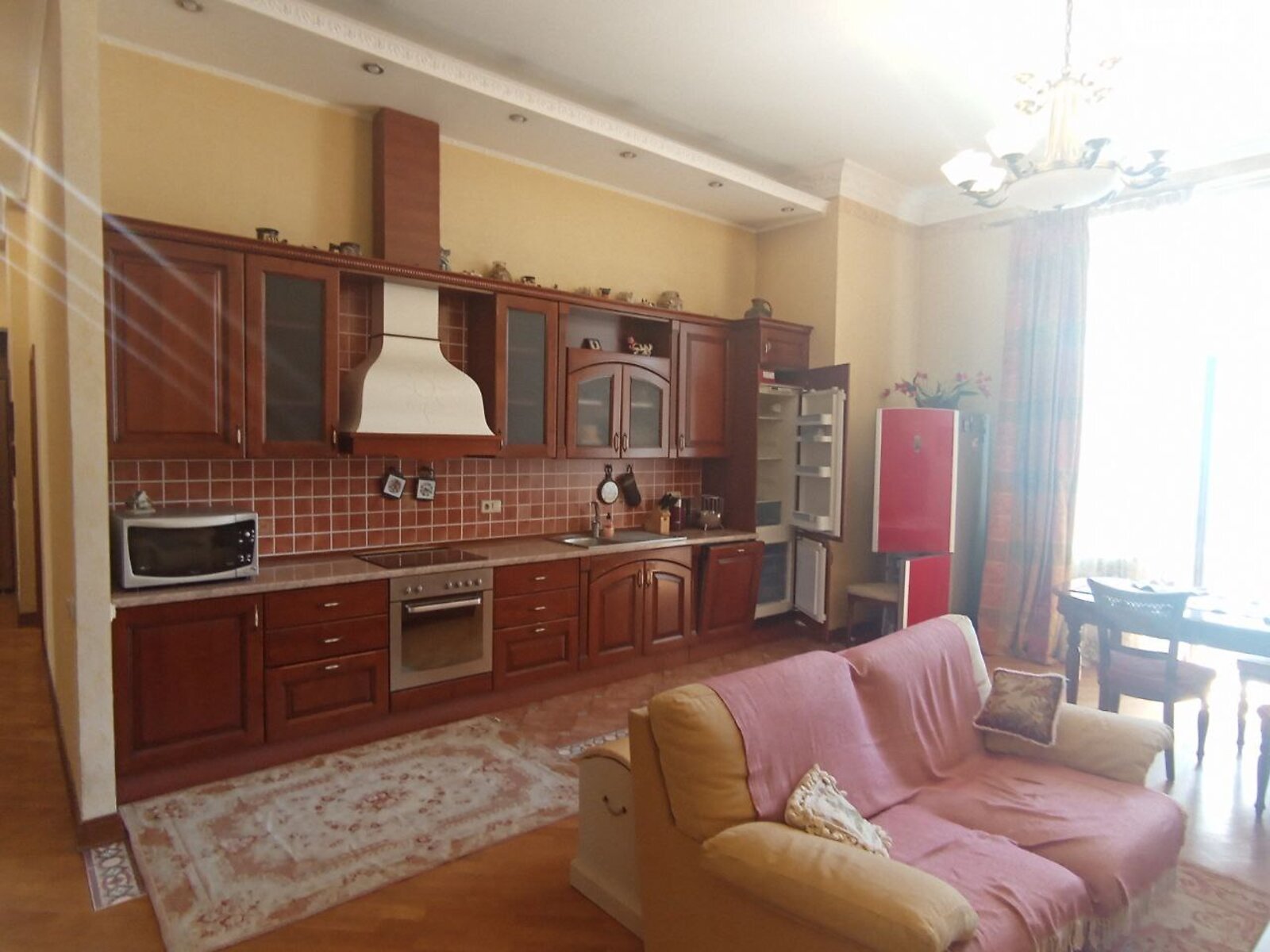Продажа трехкомнатной квартиры в Киеве, на ул. Саксаганского 68/21, район Паньковщина фото 1 Продажа трехкомнатной квартиры в Киеве, на ул. Саксаганского 68/21, район Паньковщина фото 1