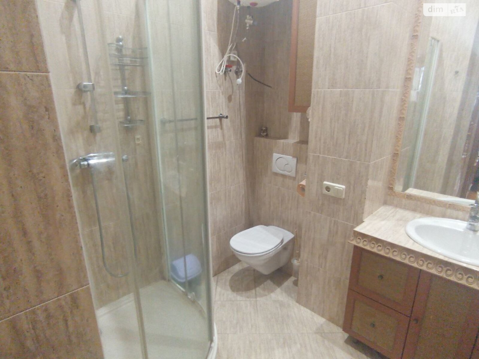 Продажа трехкомнатной квартиры в Киеве, на ул. Саксаганского 68/21, район Паньковщина фото 1 Продажа трехкомнатной квартиры в Киеве, на ул. Саксаганского 68/21, район Паньковщина фото 1