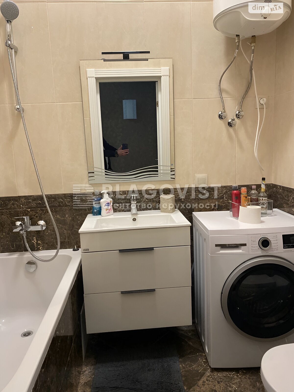 Продаж чотирикімнатної квартири в Києві, на вул. Саксаганського 44А, район Паньківщина фото 1 Продаж чотирикімнатної квартири в Києві, на вул. Саксаганського 44А, район Паньківщина фото 1