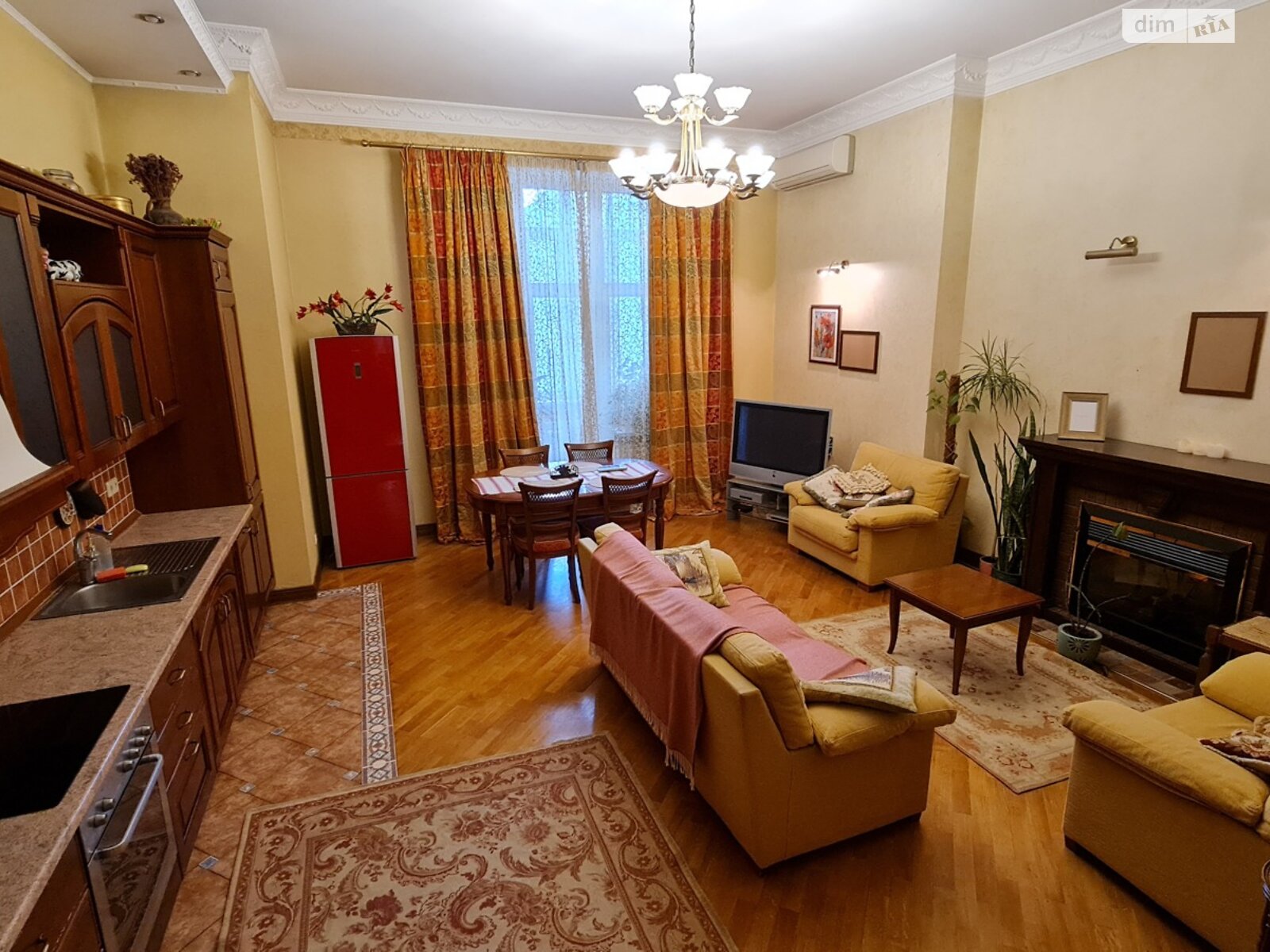 Продаж трикімнатної квартири в Києві, на вул. Саксаганського, район Паньківщина фото 1 Продаж трикімнатної квартири в Києві, на вул. Саксаганського, район Паньківщина фото 1