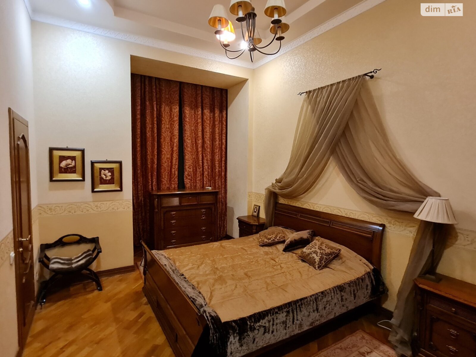 Продаж трикімнатної квартири в Києві, на вул. Саксаганського, район Паньківщина фото 1 Продаж трикімнатної квартири в Києві, на вул. Саксаганського, район Паньківщина фото 1