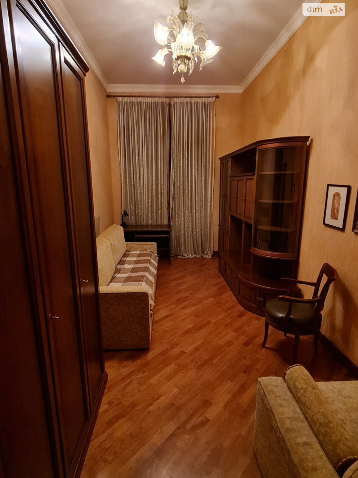 Продаж трикімнатної квартири в Києві, на вул. Саксаганського, район Паньківщина фото 1 Продаж трикімнатної квартири в Києві, на вул. Саксаганського, район Паньківщина фото 1