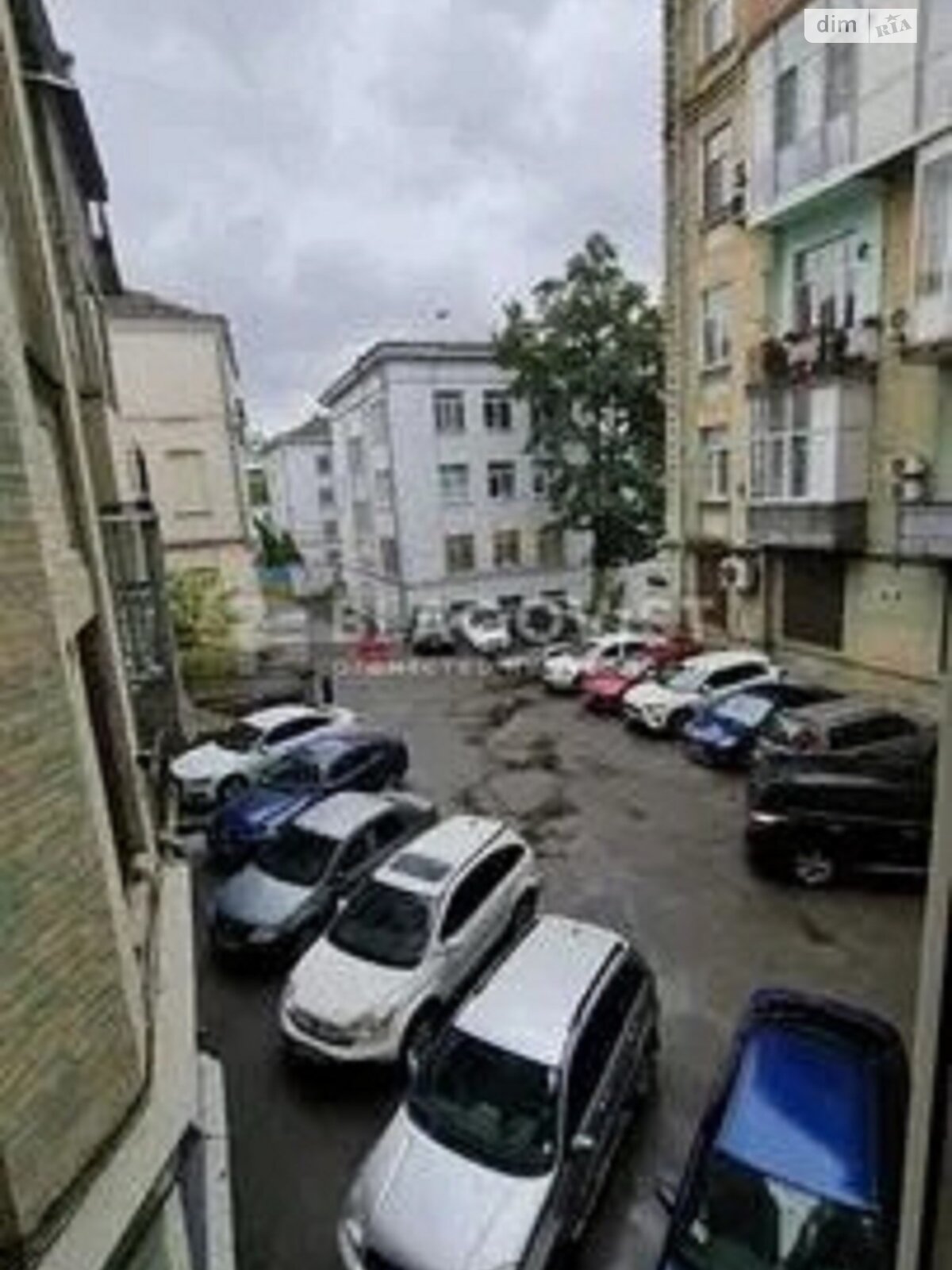 Продаж трикімнатної квартири в Києві, на вул. Саксаганського 68/21, район Паньківщина фото 1 Продаж трикімнатної квартири в Києві, на вул. Саксаганського 68/21, район Паньківщина фото 1