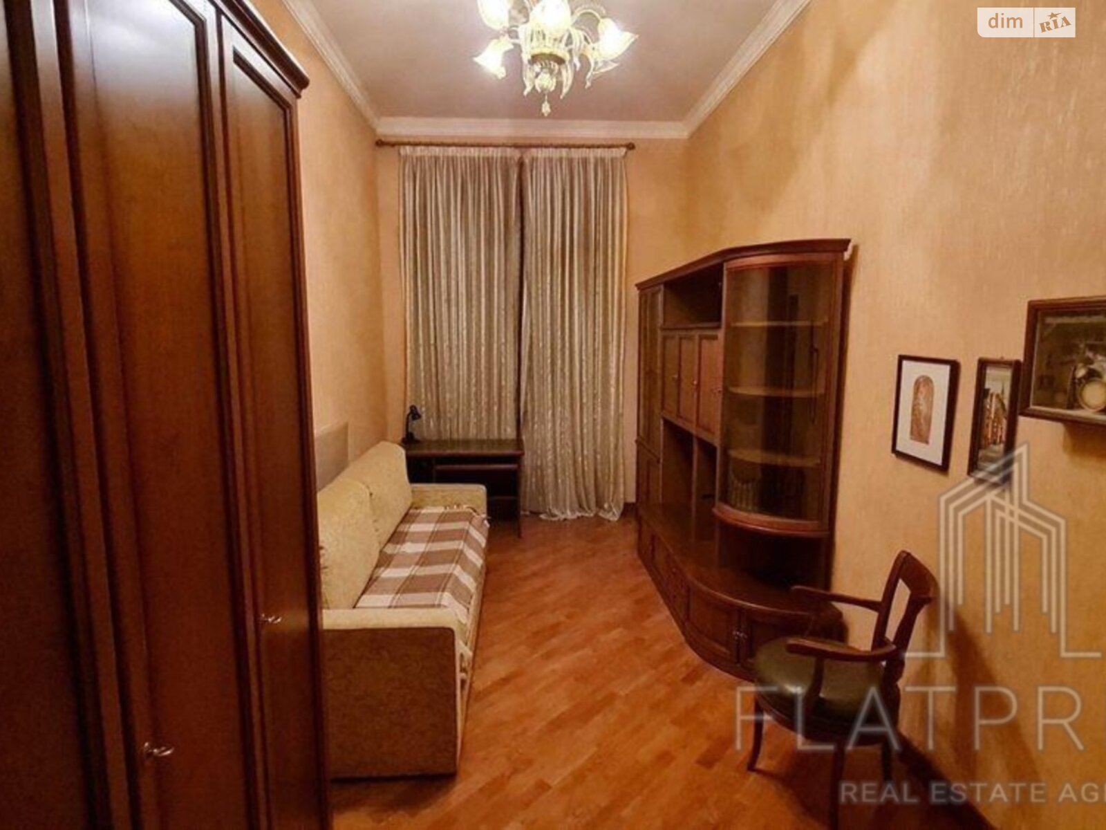 Продаж трикімнатної квартири в Києві, на вул. Саксаганського 68/21, район Паньківщина фото 1 Продаж трикімнатної квартири в Києві, на вул. Саксаганського 68/21, район Паньківщина фото 1