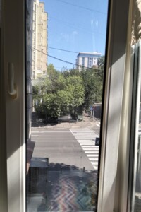 Продажа двухкомнатной квартиры в Киеве, на ул. Саксаганского 63/28, район Паньковщина фото 2