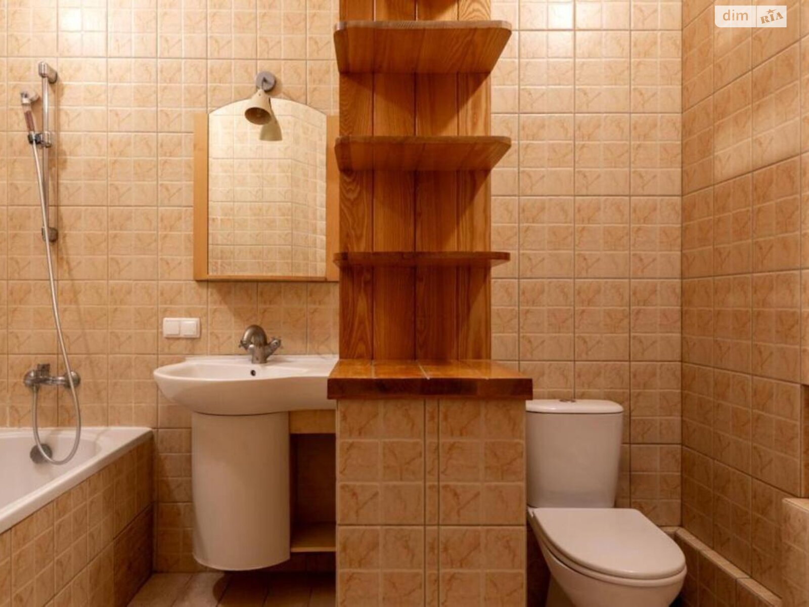 Продажа трехкомнатной квартиры в Киеве, на ул. Саксаганского 70Б, район Паньковщина фото 1