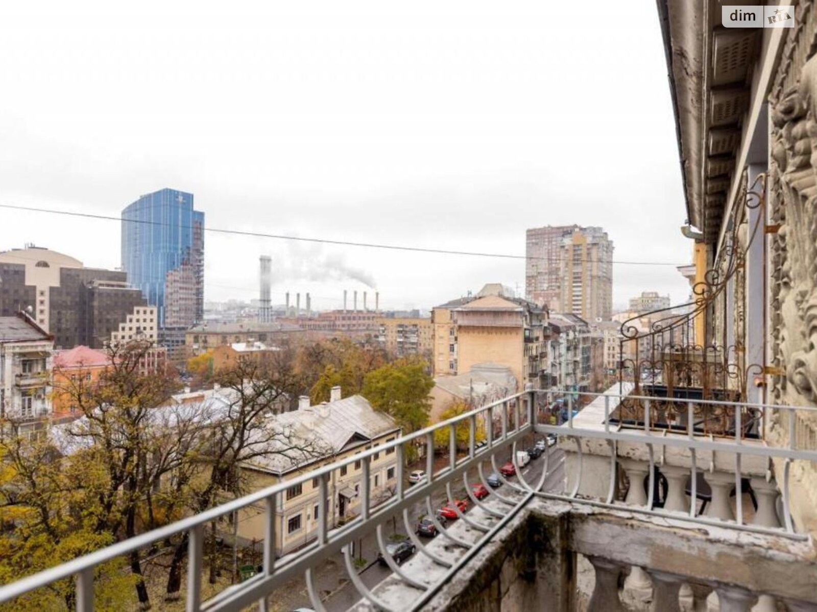 Продажа трехкомнатной квартиры в Киеве, на ул. Саксаганского 70Б, район Паньковщина фото 1