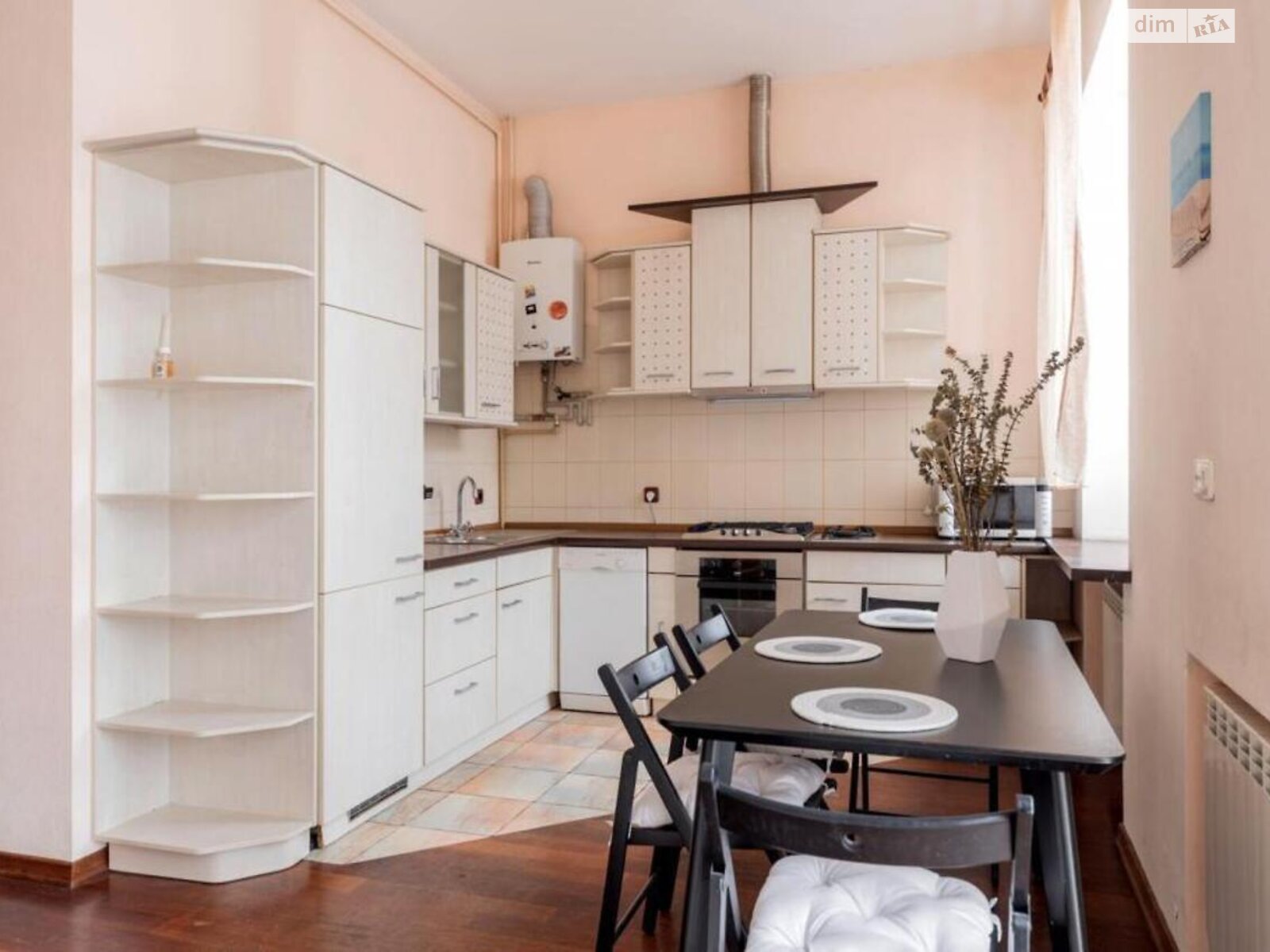 Продажа трехкомнатной квартиры в Киеве, на ул. Саксаганского 70Б, район Паньковщина фото 1