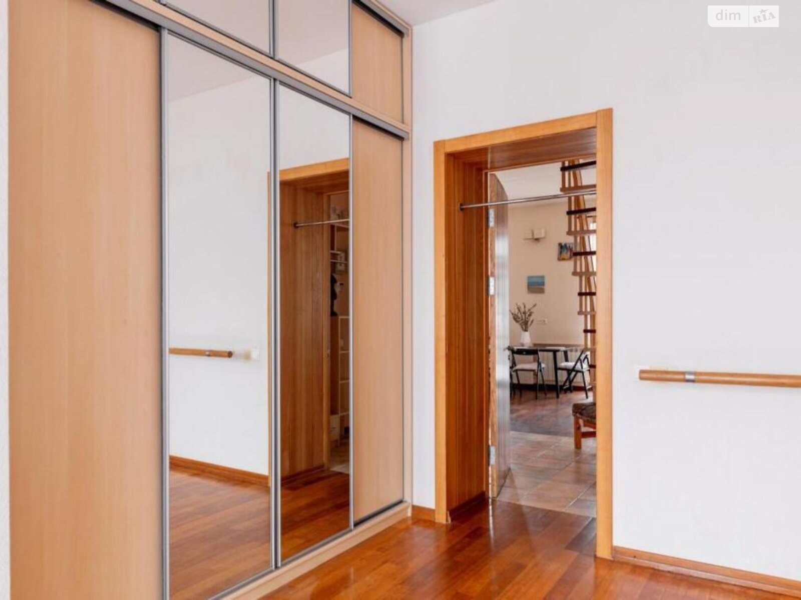 Продажа трехкомнатной квартиры в Киеве, на ул. Саксаганского 70Б, район Паньковщина фото 1