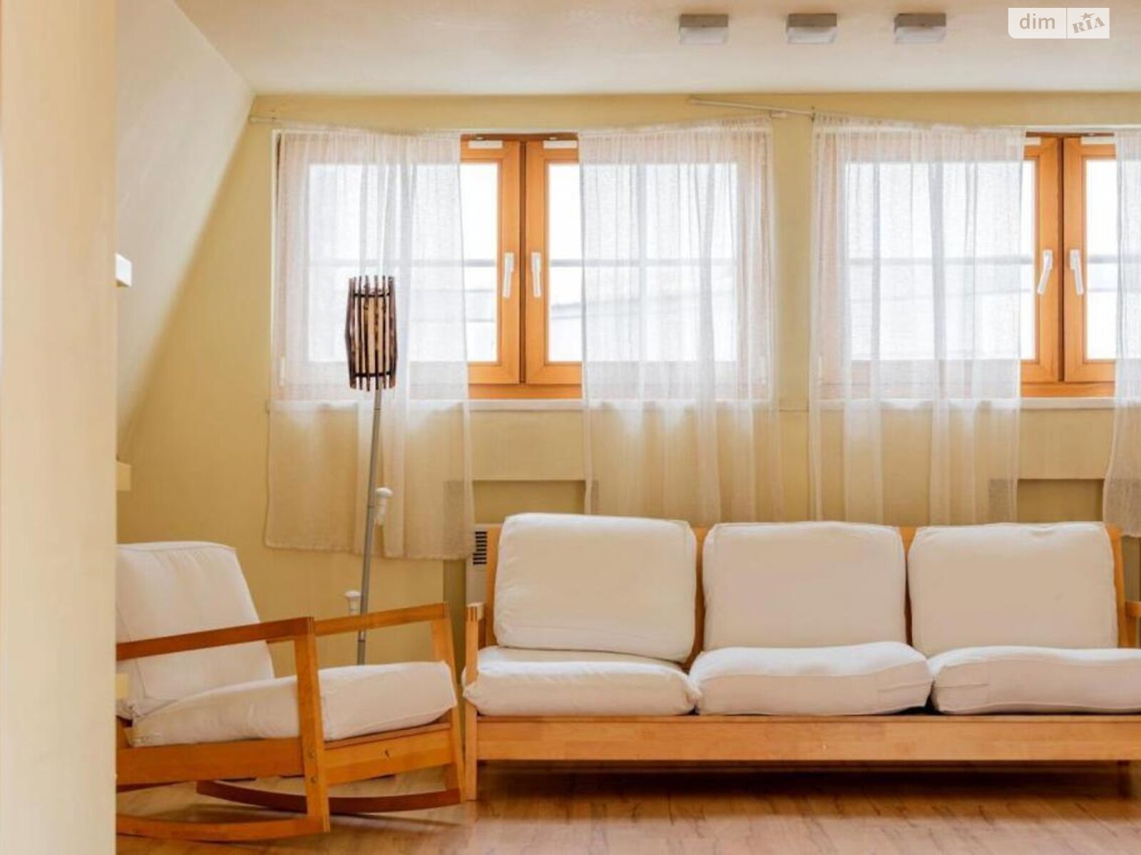 Продажа трехкомнатной квартиры в Киеве, на ул. Саксаганского 70Б, район Паньковщина фото 1