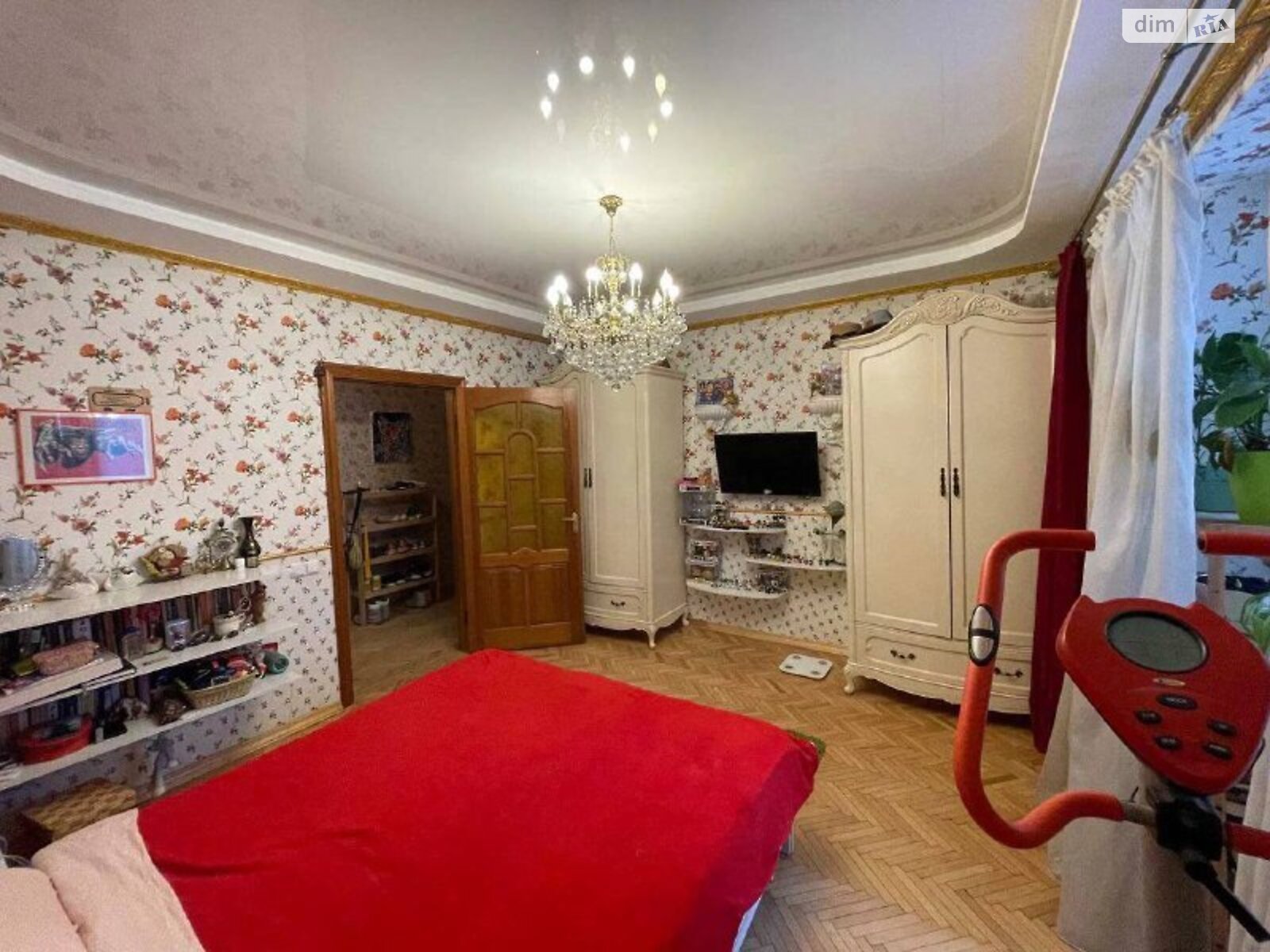 Продаж трикімнатної квартири в Києві, на вул. Тарасівська 29, район Паньківщина фото 1 Продаж трикімнатної квартири в Києві, на вул. Тарасівська 29, район Паньківщина фото 1