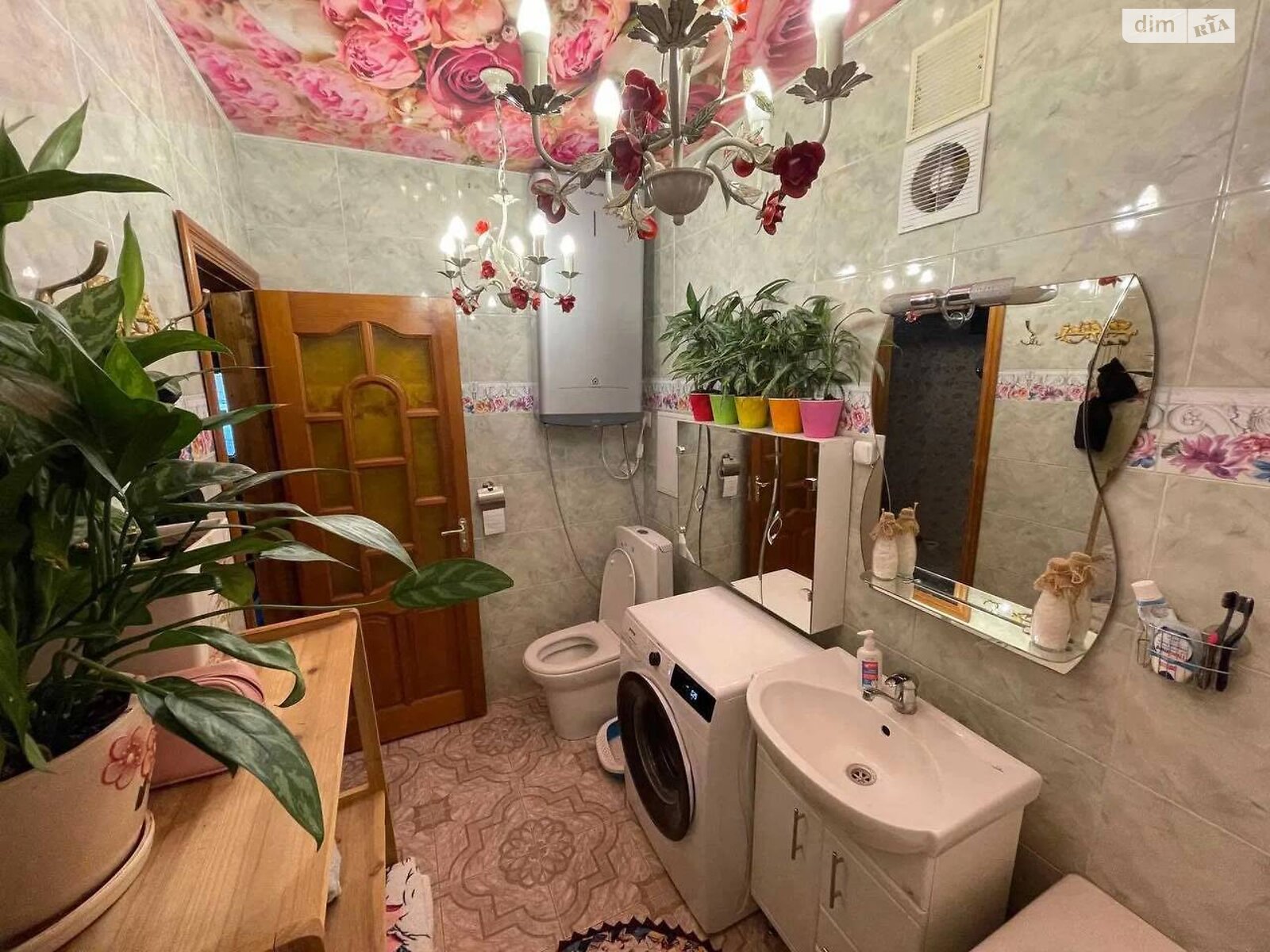 Продаж трикімнатної квартири в Києві, на вул. Тарасівська 29, район Паньківщина фото 1 Продаж трикімнатної квартири в Києві, на вул. Тарасівська 29, район Паньківщина фото 1