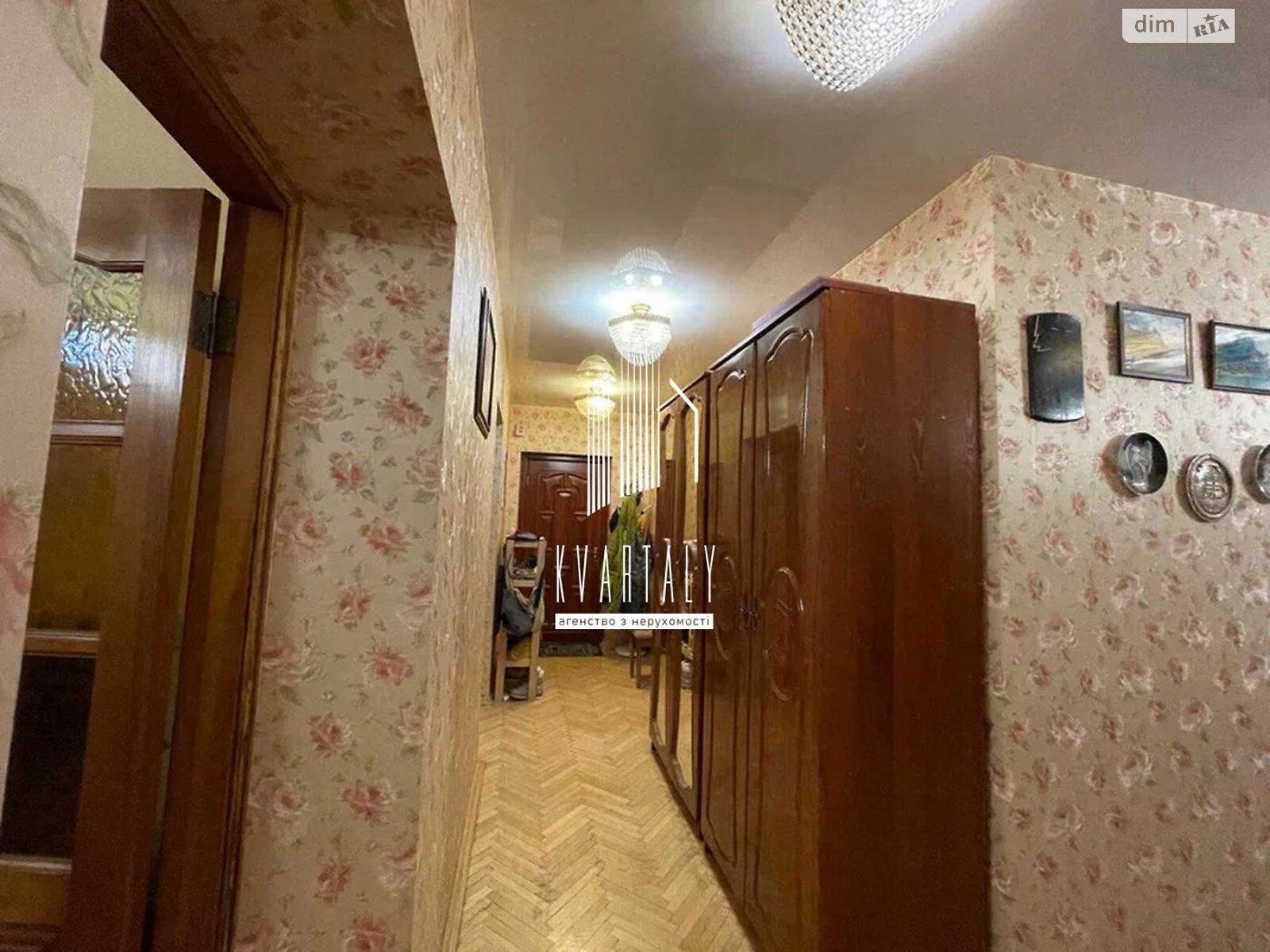 Продаж трикімнатної квартири в Києві, на вул. Тарасівська 29, район Паньківщина фото 1 Продаж трикімнатної квартири в Києві, на вул. Тарасівська 29, район Паньківщина фото 1