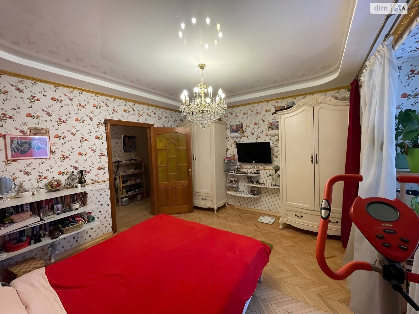 Продаж трикімнатної квартири в Києві, на вул. Тарасівська 29, район Паньківщина фото 1 Продаж трикімнатної квартири в Києві, на вул. Тарасівська 29, район Паньківщина фото 1
