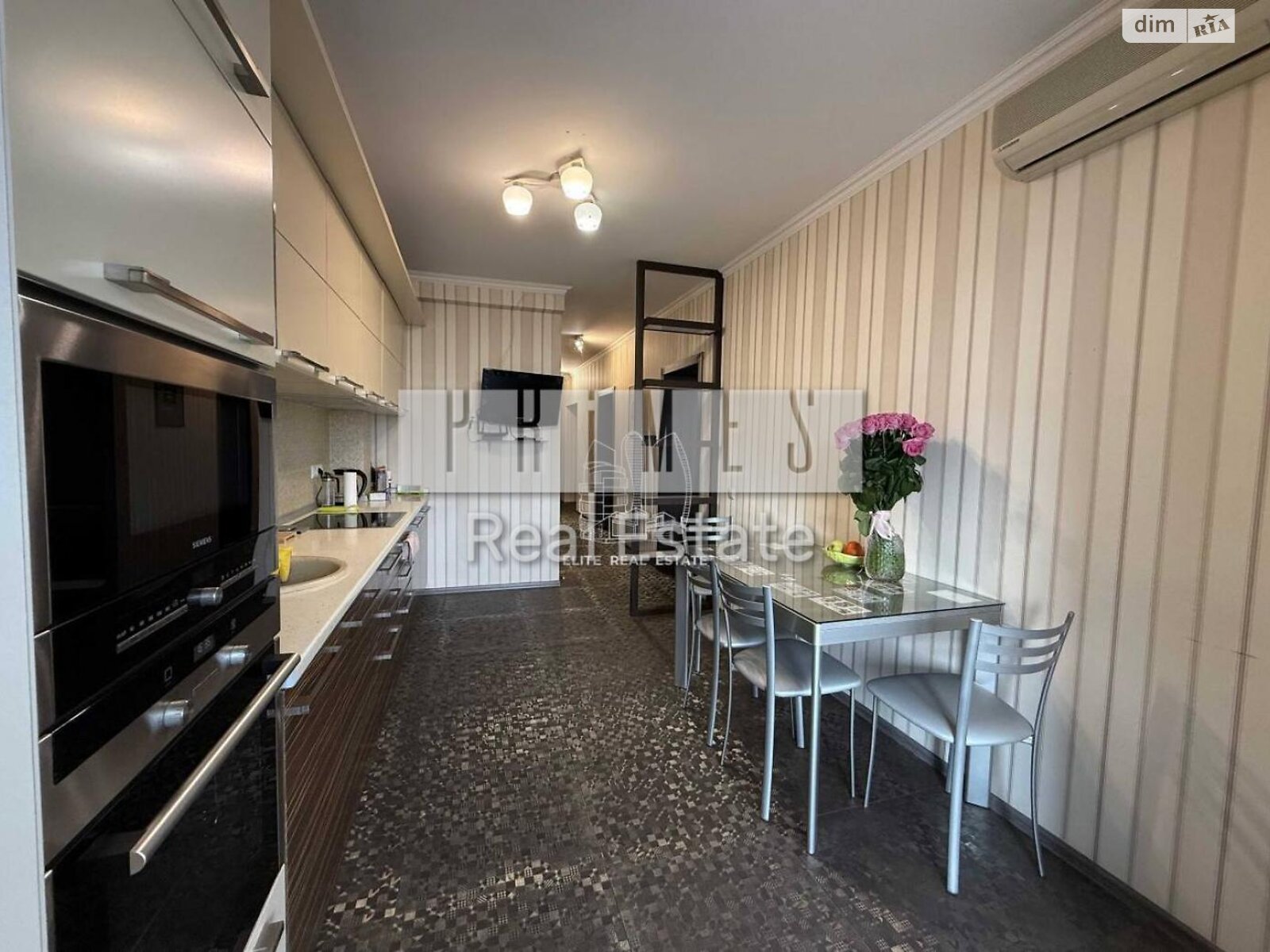 Продажа трехкомнатной квартиры в Киеве, на ул. Тарасовская 36, район Паньковщина фото 1 Продажа трехкомнатной квартиры в Киеве, на ул. Тарасовская 36, район Паньковщина фото 1