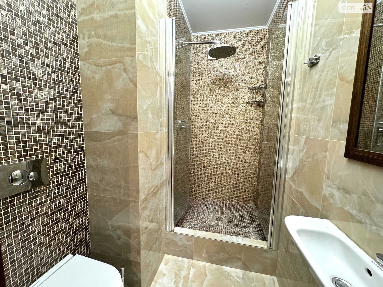 Продаж трикімнатної квартири в Києві, на вул. Тарасівська 21, район Паньківщина фото 1 Продаж трикімнатної квартири в Києві, на вул. Тарасівська 21, район Паньківщина фото 1