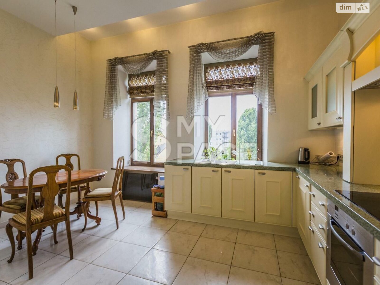Продажа двухкомнатной квартиры в Киеве, на ул. Паньковская 8, фото 1 Продажа двухкомнатной квартиры в Киеве, на ул. Паньковская 8, фото 1