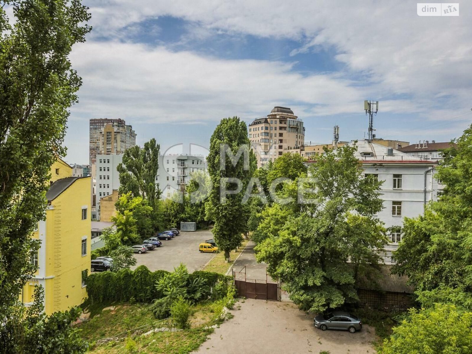 Продажа двухкомнатной квартиры в Киеве, на ул. Паньковская 8, фото 1 Продажа двухкомнатной квартиры в Киеве, на ул. Паньковская 8, фото 1