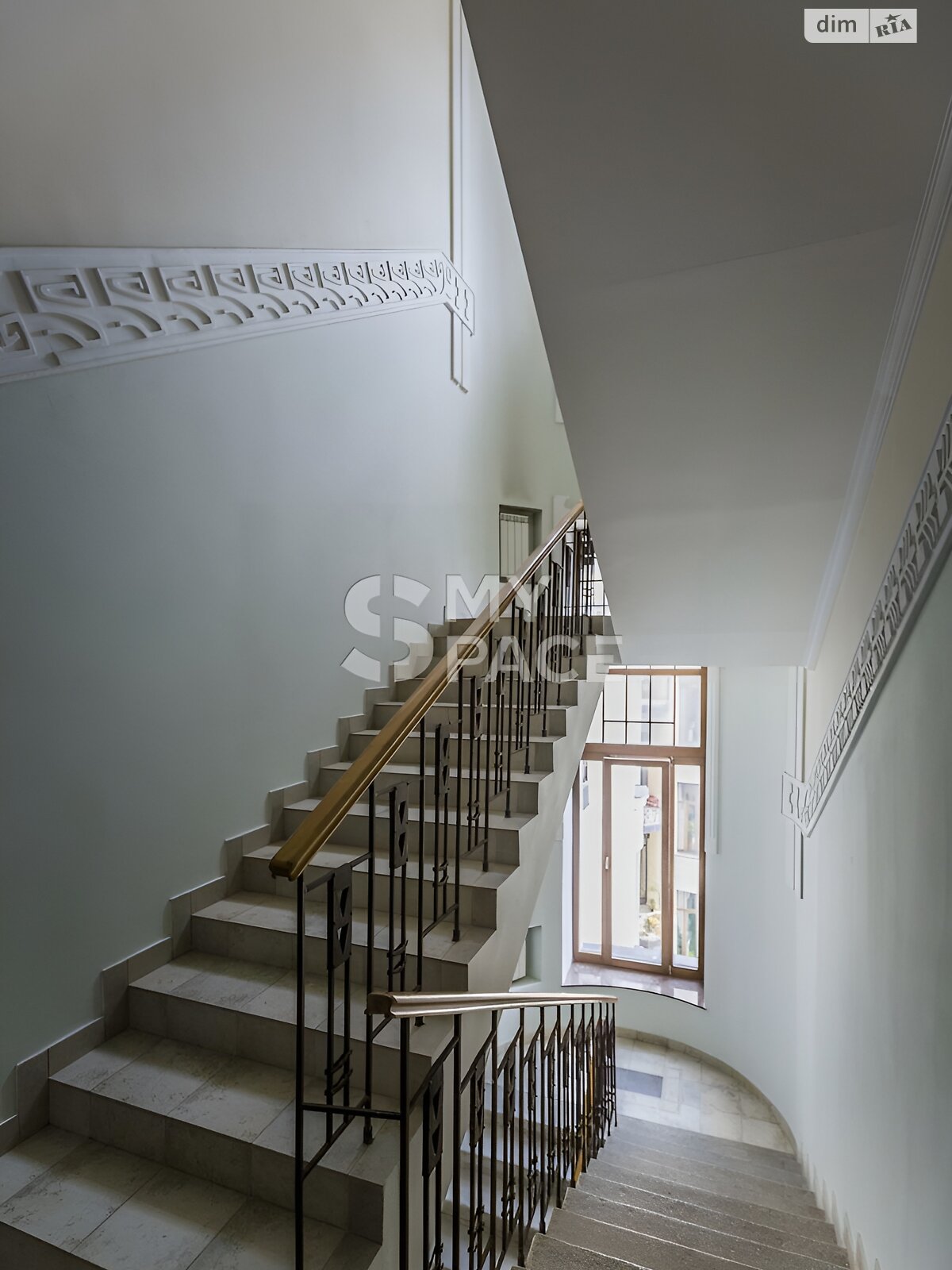 Продажа двухкомнатной квартиры в Киеве, на ул. Паньковская 8, фото 1 Продажа двухкомнатной квартиры в Киеве, на ул. Паньковская 8, фото 1