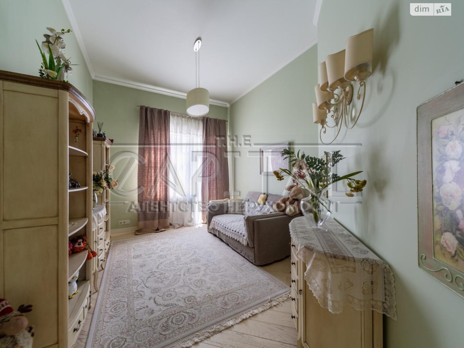 Продажа четырехкомнатной квартиры в Киеве, на ул. Паторжинского 14, фото 1 Продажа четырехкомнатной квартиры в Киеве, на ул. Паторжинского 14, фото 1