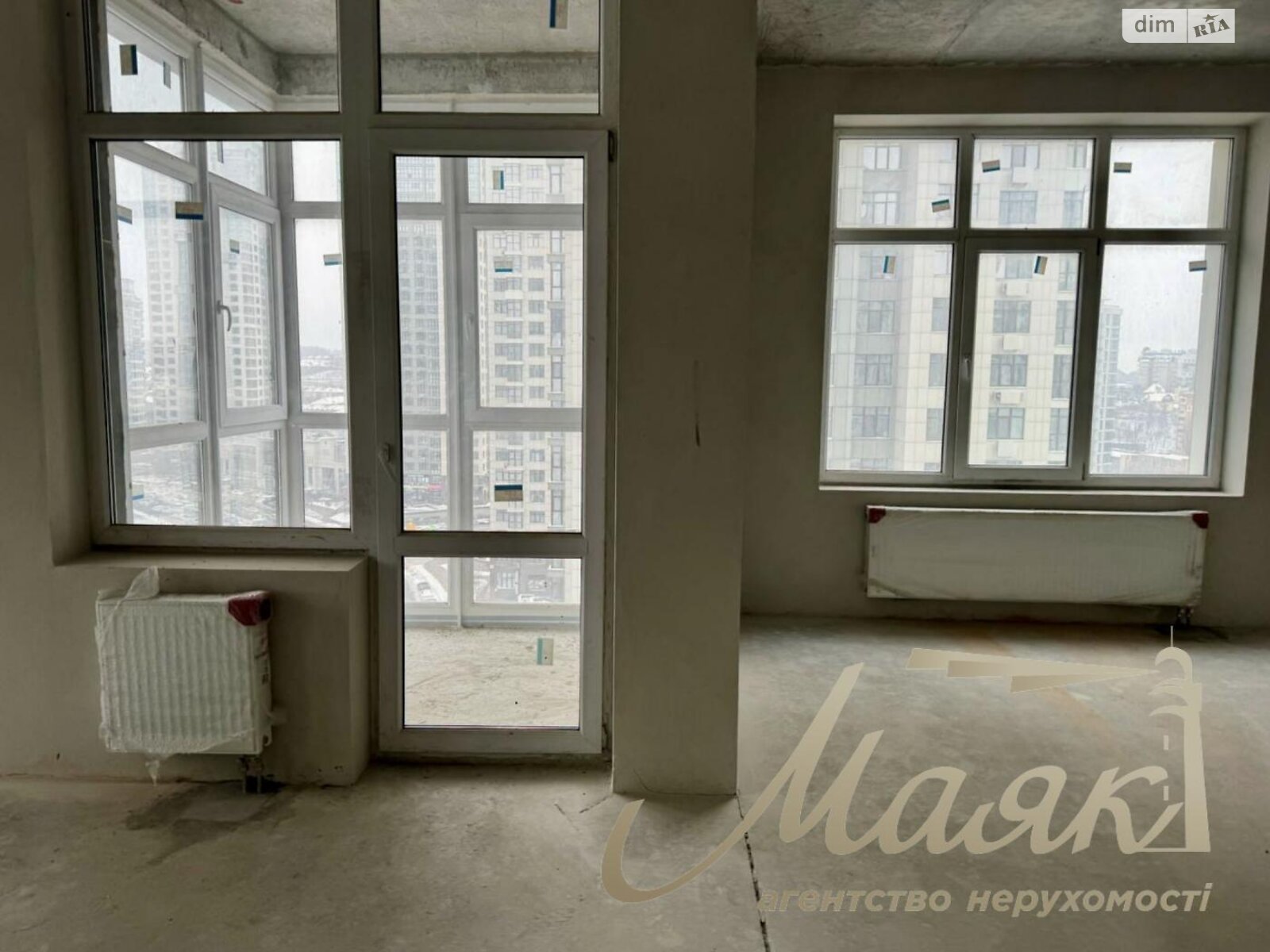 Продаж трикімнатної квартири в Києві, на вул. Андрія Верхогляда 17, район Печерськ фото 1 Продаж трикімнатної квартири в Києві, на вул. Андрія Верхогляда 17, район Печерськ фото 1