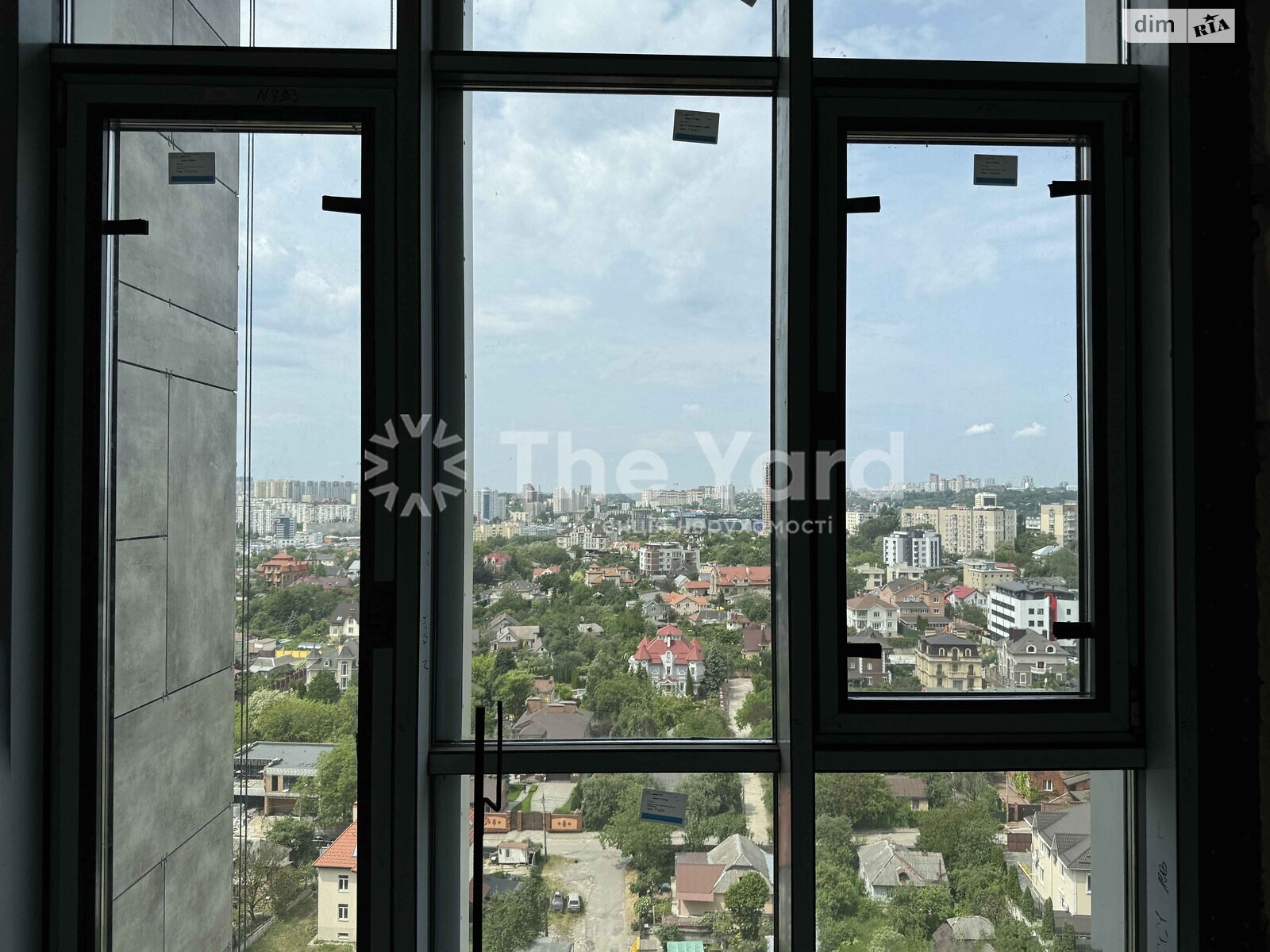 Продаж чотирикімнатної квартири в Києві, на вул. Андрія Верхогляда 7, район Печерськ фото 1 Продаж чотирикімнатної квартири в Києві, на вул. Андрія Верхогляда 7, район Печерськ фото 1