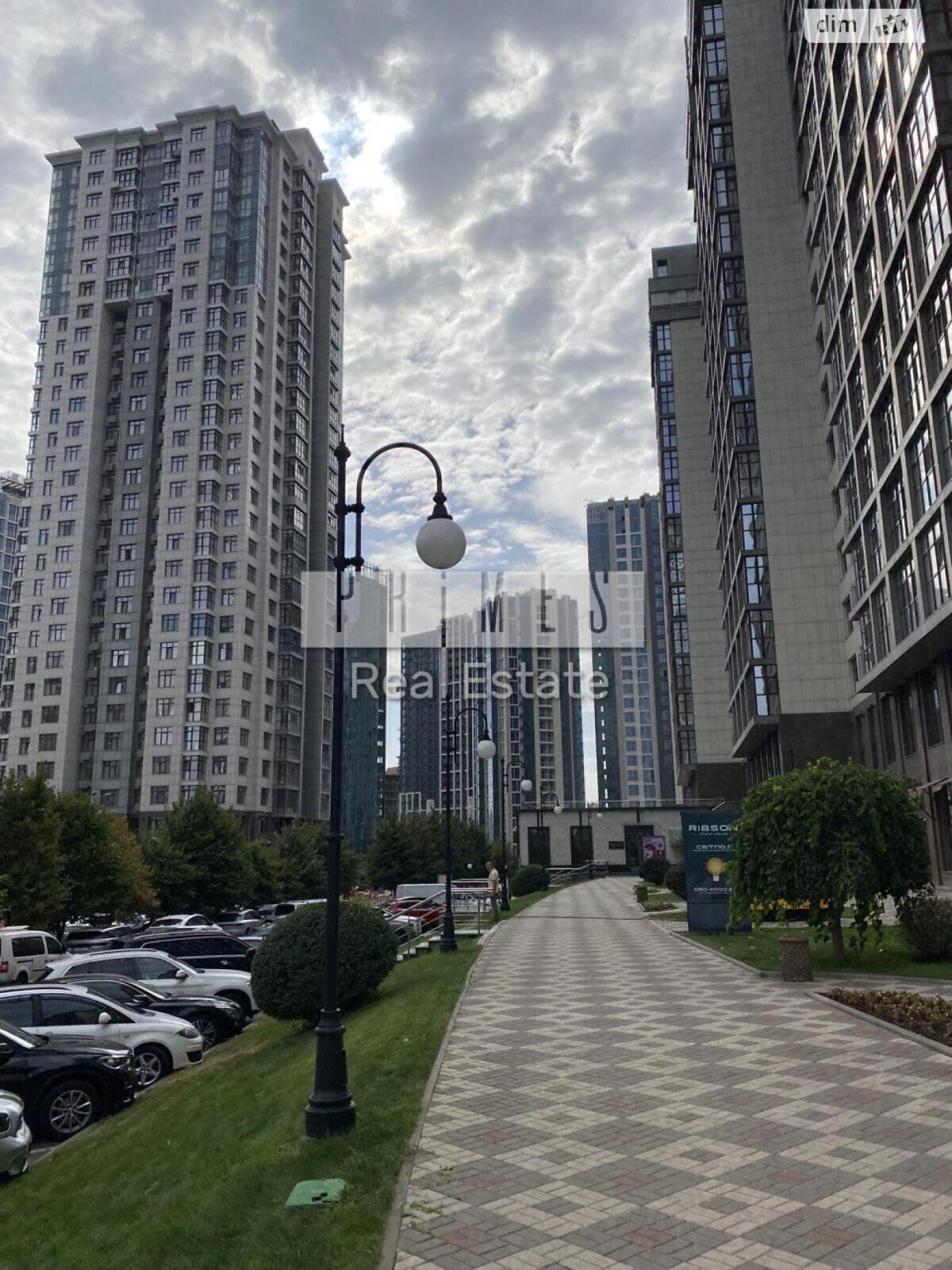 Продажа трехкомнатной квартиры в Киеве, на ул. Андрея Верхогляда 7, район Печерск фото 1 Продажа трехкомнатной квартиры в Киеве, на ул. Андрея Верхогляда 7, район Печерск фото 1