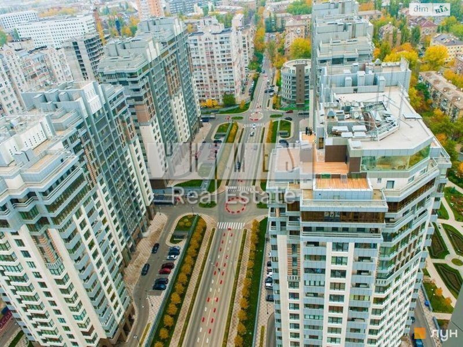Продаж чотирикімнатної квартири в Києві, на вул. Андрія Верхогляда 15, район Печерськ фото 1 Продаж чотирикімнатної квартири в Києві, на вул. Андрія Верхогляда 15, район Печерськ фото 1