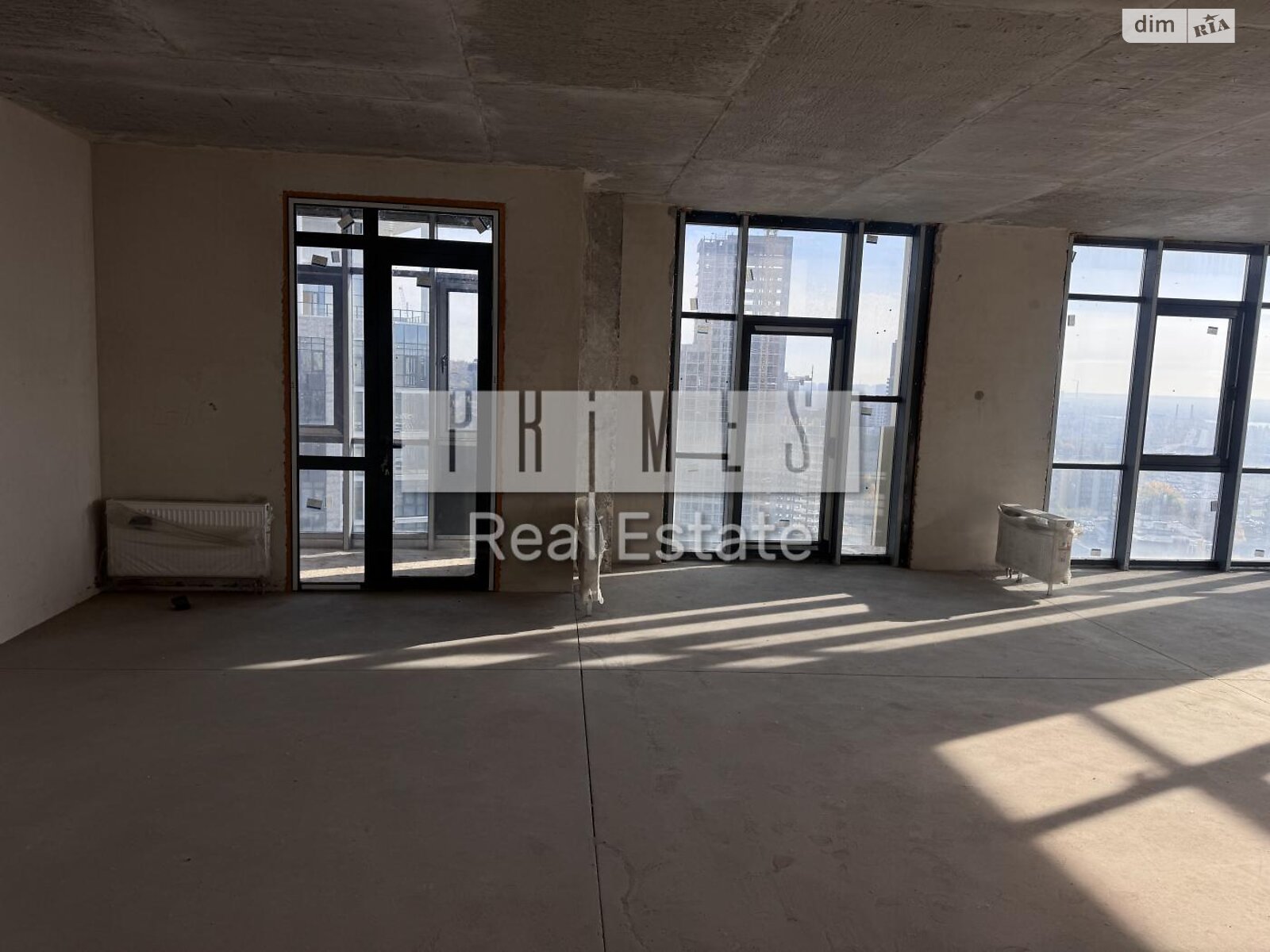 Продаж трикімнатної квартири в Києві, на вул. Андрія Верхогляда 19Б, район Печерськ фото 1