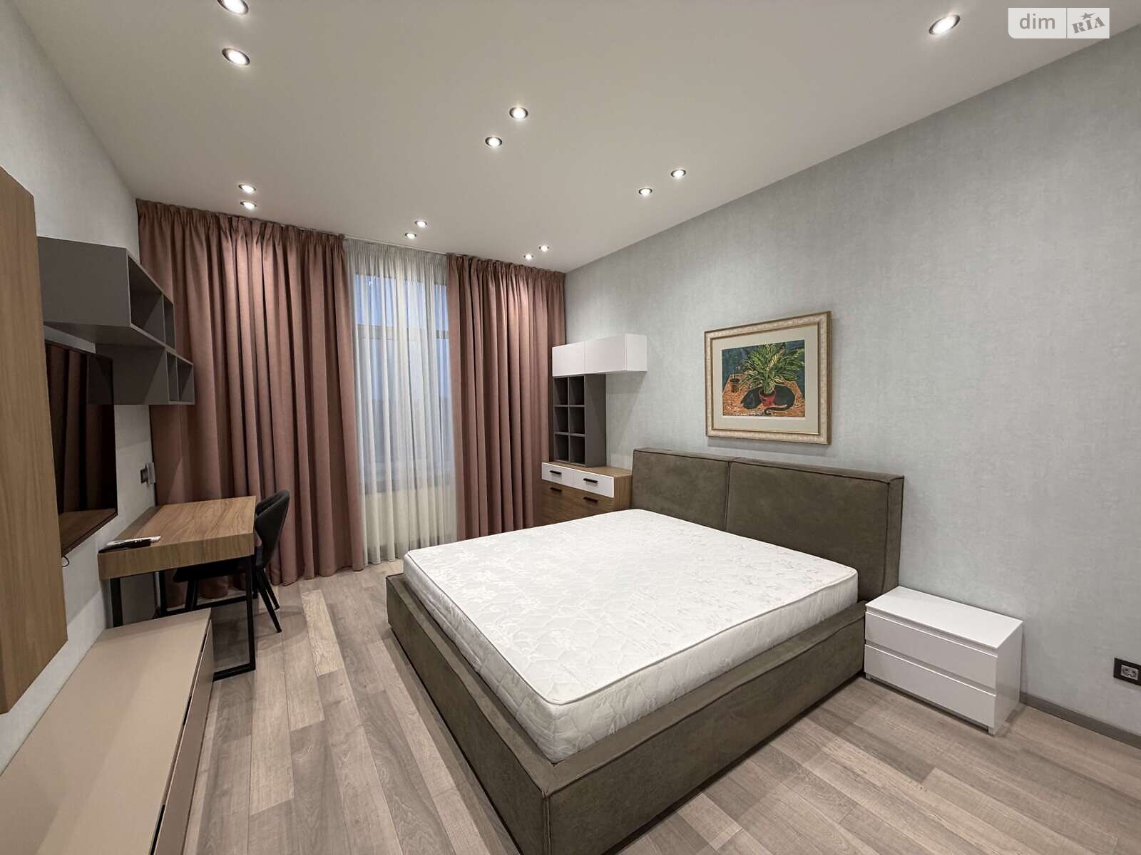 Продажа трехкомнатной квартиры в Киеве, на ул. Андрея Верхогляда 15, район Печерский фото 1 Продажа трехкомнатной квартиры в Киеве, на ул. Андрея Верхогляда 15, район Печерский фото 1