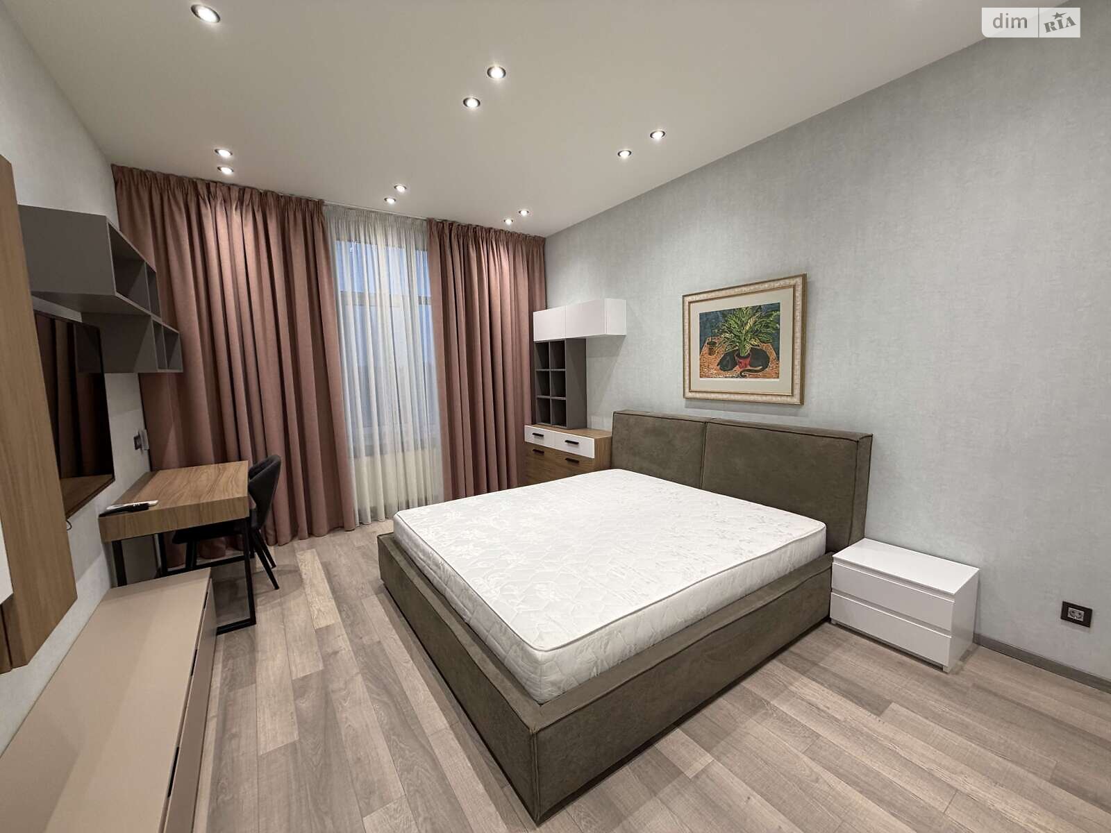 Продажа трехкомнатной квартиры в Киеве, на ул. Андрея Верхогляда 15, район Печерский фото 1 Продажа трехкомнатной квартиры в Киеве, на ул. Андрея Верхогляда 15, район Печерский фото 1