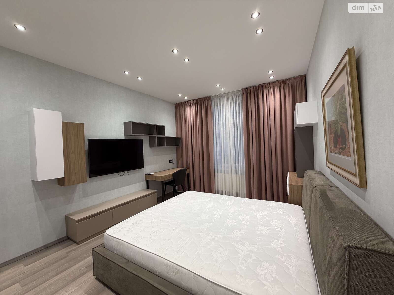 Продажа трехкомнатной квартиры в Киеве, на ул. Андрея Верхогляда 15, район Печерский фото 1 Продажа трехкомнатной квартиры в Киеве, на ул. Андрея Верхогляда 15, район Печерский фото 1