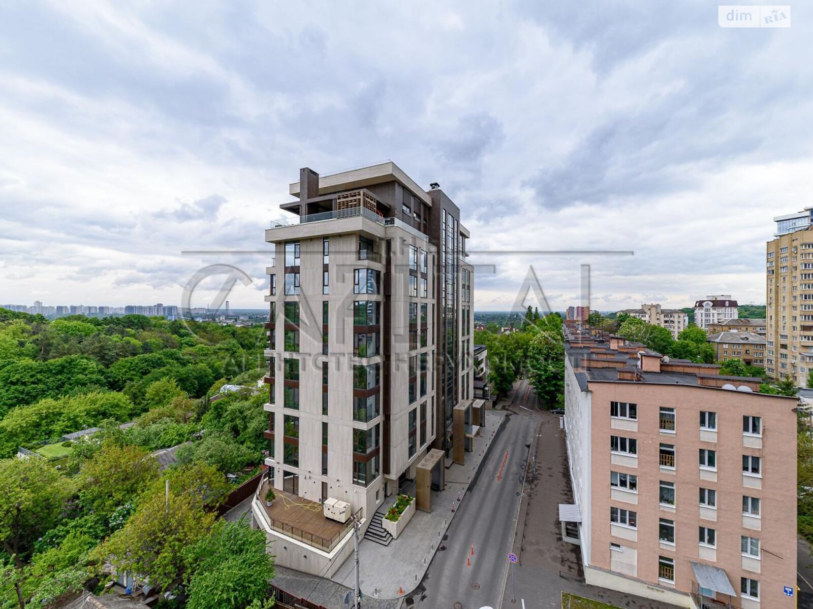 Продаж двокімнатної квартири в Києві, на вул. Буслівська 12, район Печерськ фото 1 Продаж двокімнатної квартири в Києві, на вул. Буслівська 12, район Печерськ фото 1