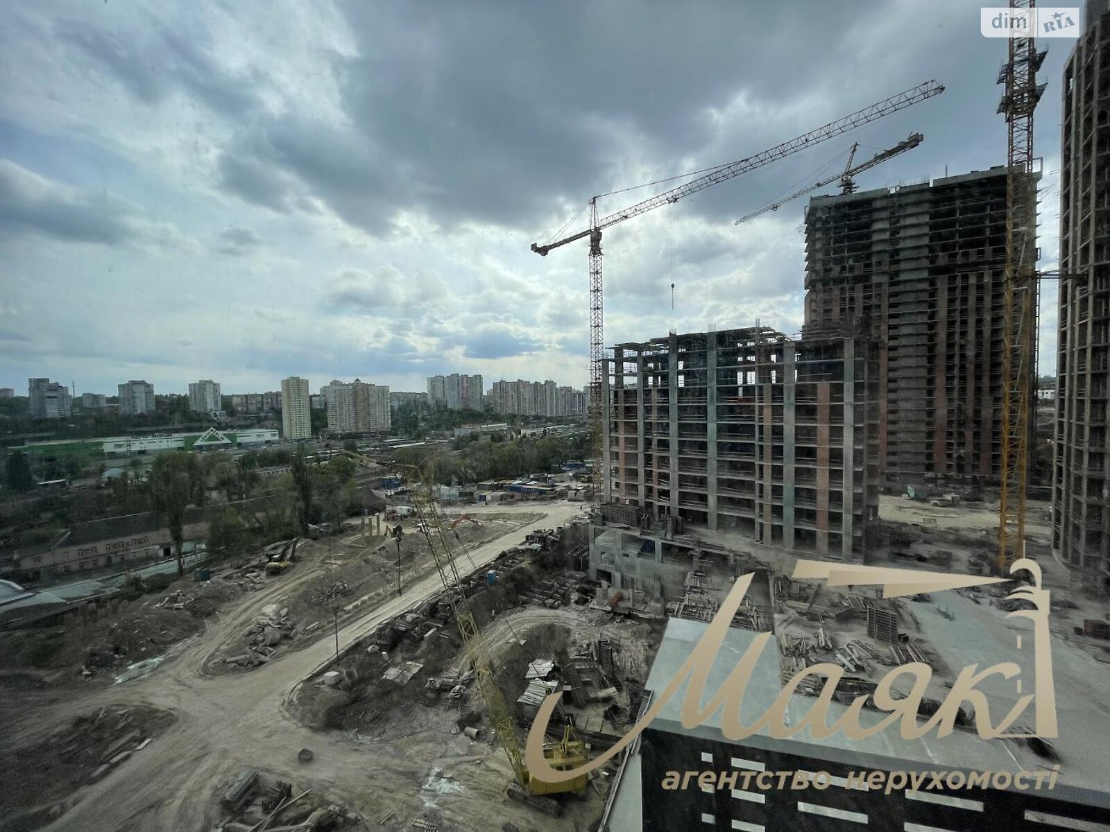 Продаж двокімнатної квартири в Києві, на вул. Андрія Верхогляда 15Б, район Печерськ фото 1 Продаж двокімнатної квартири в Києві, на вул. Андрія Верхогляда 15Б, район Печерськ фото 1