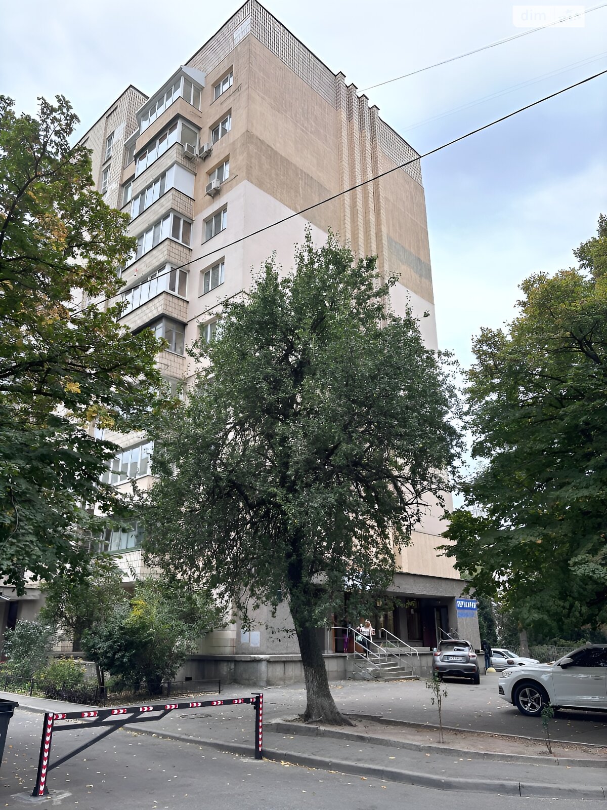 Продаж трикімнатної квартири в Києві, на пров. Іпсилантіївський 5, район Печерськ фото 1 Продаж трикімнатної квартири в Києві, на пров. Іпсилантіївський 5, район Печерськ фото 1