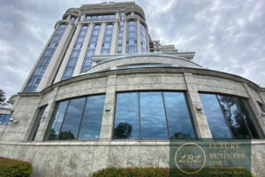 Продаж чотирикімнатної квартири в Києві, на вул. Івана Мазепи 11Б, район Печерськ фото 2