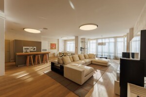 Продаж трикімнатної квартири в Києві, на вул. Івана Мазепи 11А, район Печерськ фото 2
