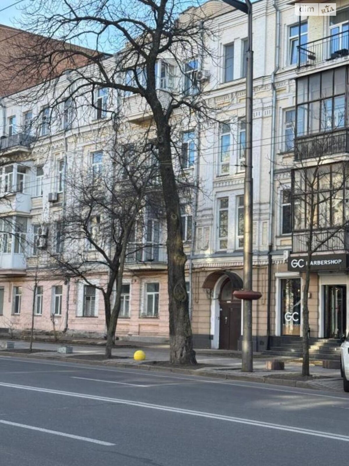 Продажа трехкомнатной квартиры в Киеве, на ул. Ивана Мазепы 12, район Печерск фото 1 Продажа трехкомнатной квартиры в Киеве, на ул. Ивана Мазепы 12, район Печерск фото 1