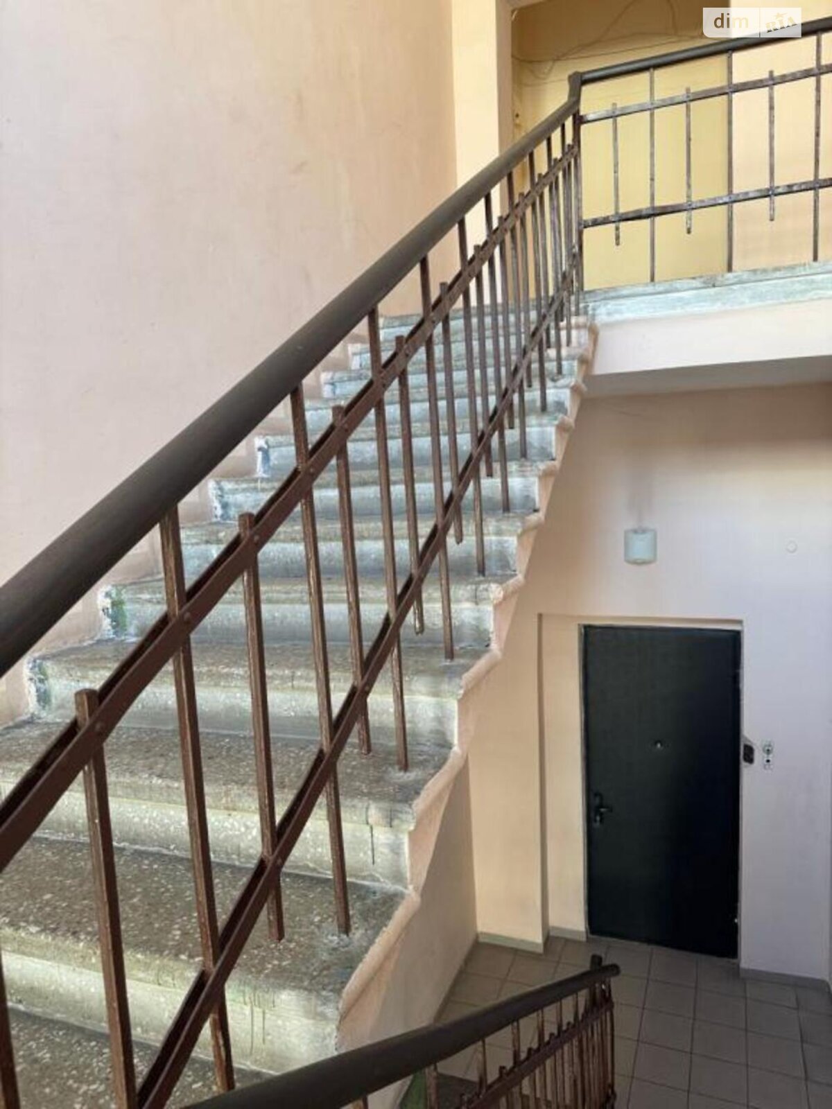 Продажа трехкомнатной квартиры в Киеве, на ул. Ивана Мазепы 12, район Печерск фото 1 Продажа трехкомнатной квартиры в Киеве, на ул. Ивана Мазепы 12, район Печерск фото 1