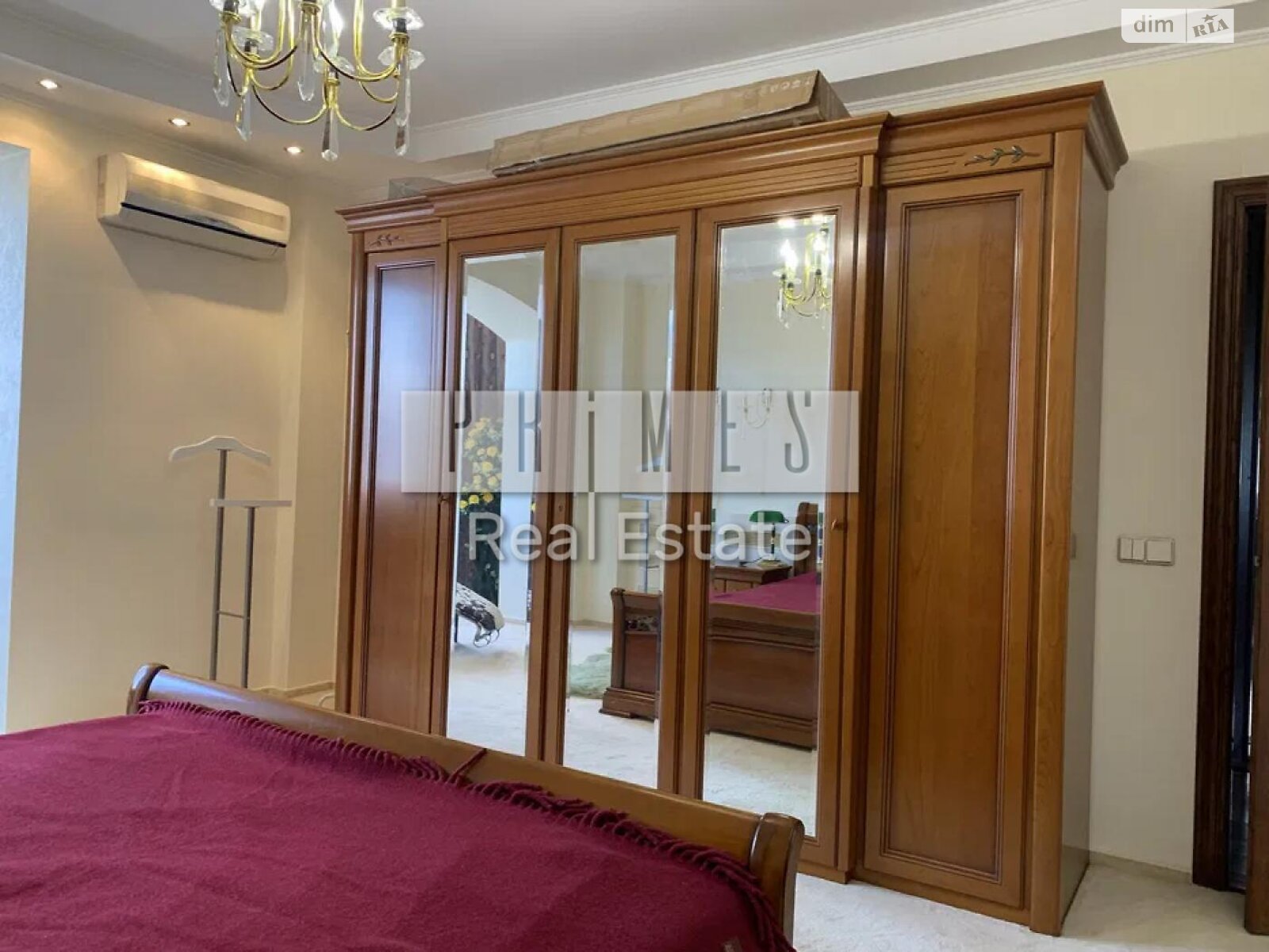 Продажа трехкомнатной квартиры в Киеве, на ул. Ивана Мазепы 12А, район Печерск фото 1 Продажа трехкомнатной квартиры в Киеве, на ул. Ивана Мазепы 12А, район Печерск фото 1