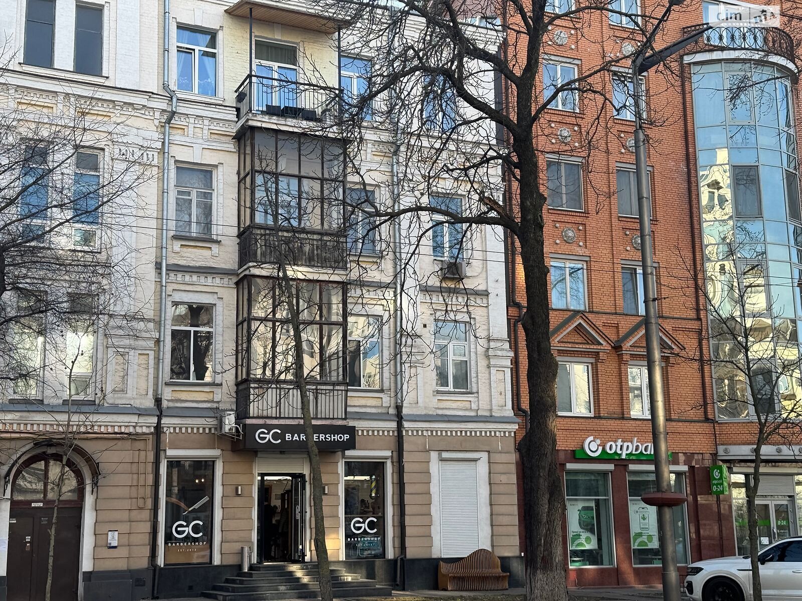 Продаж трикімнатної квартири в Києві, на вул. Івана Мазепи 12, район Печерськ фото 1 Продаж трикімнатної квартири в Києві, на вул. Івана Мазепи 12, район Печерськ фото 1