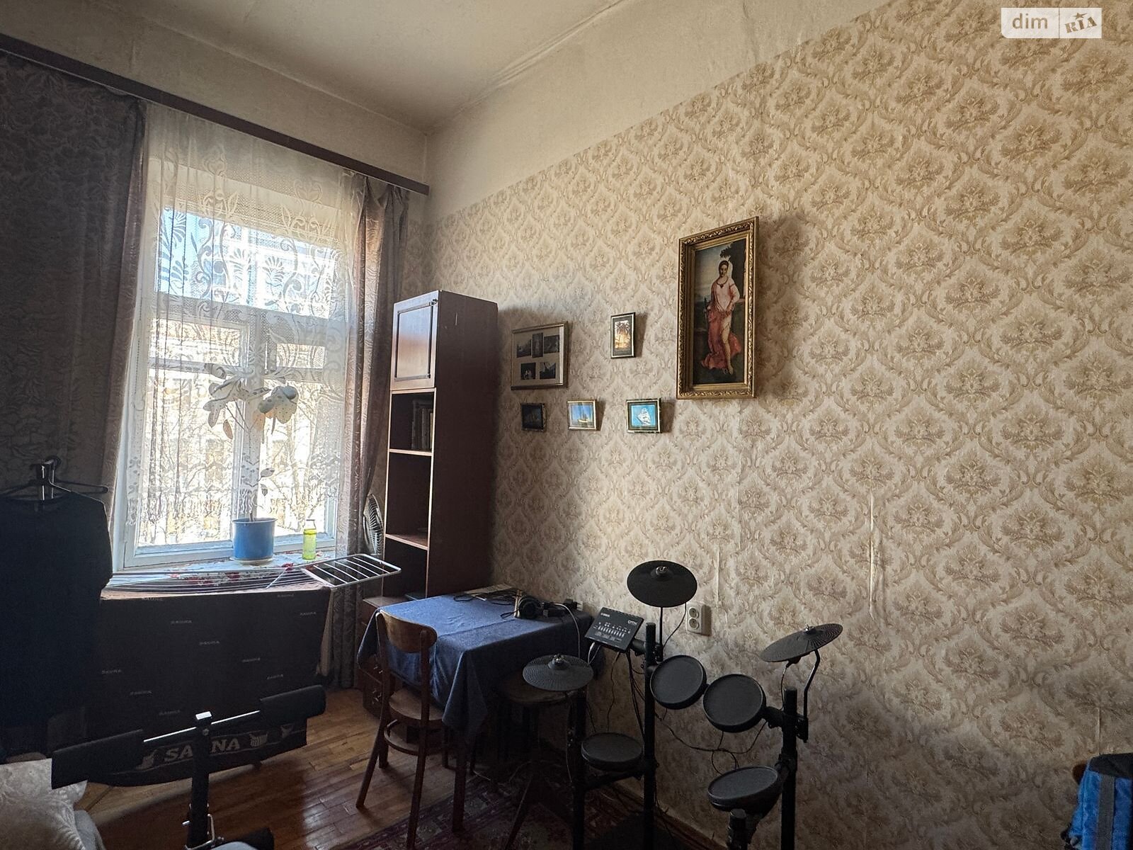 Продаж трикімнатної квартири в Києві, на вул. Івана Мазепи 12, район Печерськ фото 1 Продаж трикімнатної квартири в Києві, на вул. Івана Мазепи 12, район Печерськ фото 1