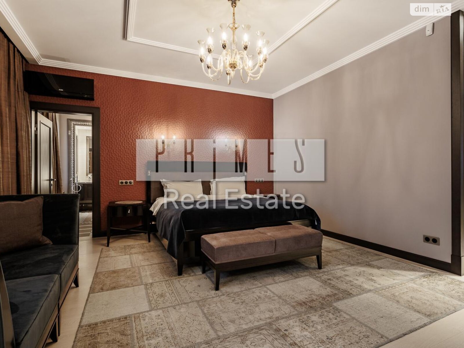 Продажа пятикомнатной квартиры в Киеве, на ул. Ивана Мазепы 10, район Печерск фото 1