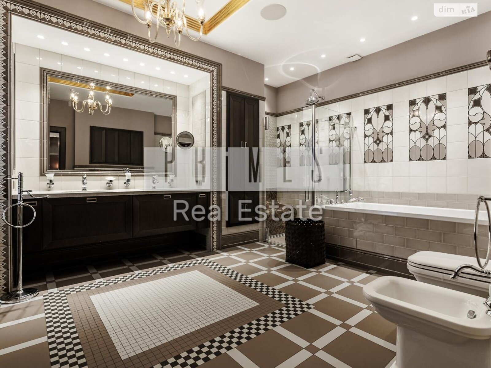 Продажа пятикомнатной квартиры в Киеве, на ул. Ивана Мазепы 10, район Печерск фото 1