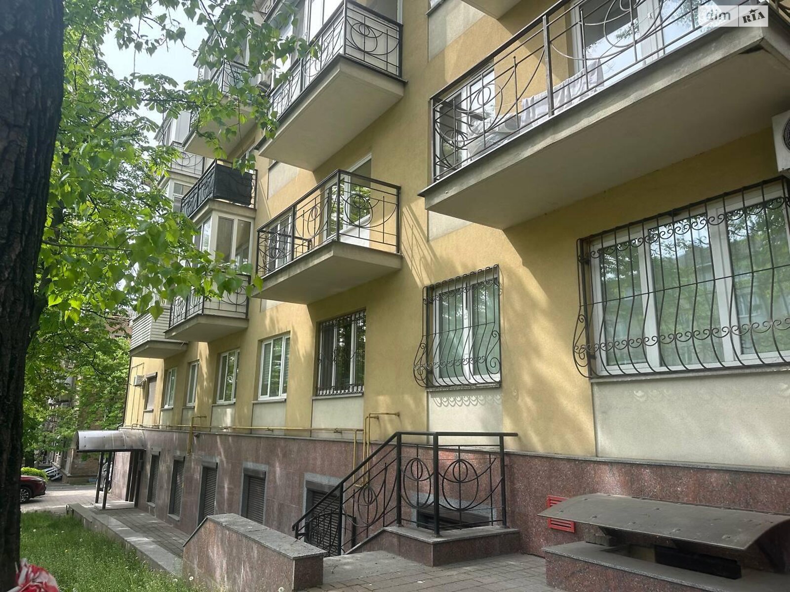 Продаж двокімнатної квартири в Києві, на вул. Михайла Бойчука 14, район Печерськ фото 1 Продаж двокімнатної квартири в Києві, на вул. Михайла Бойчука 14, район Печерськ фото 1