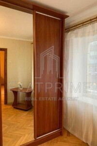 Продажа двухкомнатной квартиры в Киеве, на спуск Кловский 12А, район Печерск фото 2