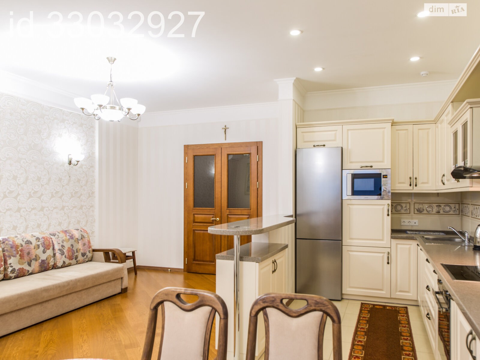 Продаж трикімнатної квартири в Києві, на вул. Коновальця Євгена 44А, кв. 16, район Печерськ фото 1 Продаж трикімнатної квартири в Києві, на вул. Коновальця Євгена 44А, кв. 16, район Печерськ фото 1