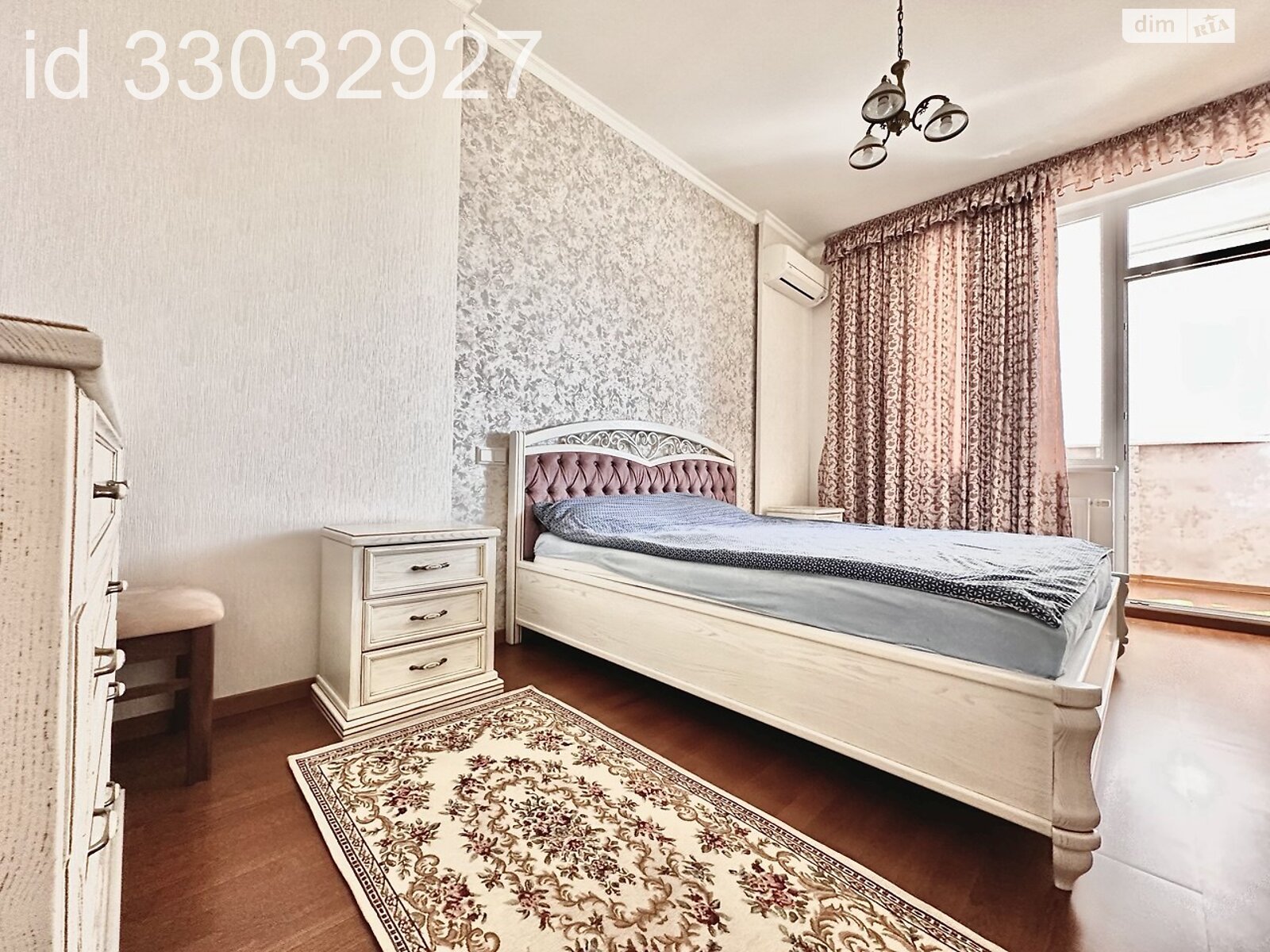 Продаж трикімнатної квартири в Києві, на вул. Коновальця Євгена 44А, кв. 16, район Печерськ фото 1 Продаж трикімнатної квартири в Києві, на вул. Коновальця Євгена 44А, кв. 16, район Печерськ фото 1